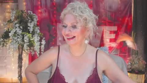 Snapshot of victoria_dior chatting on May 2026 04:46:02 PM diorvictoria9 online show from May 2026 04:46:02 PM