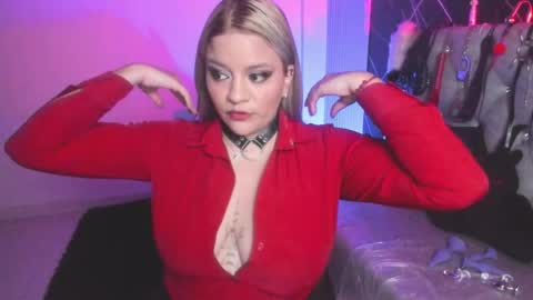 Snapshot of victoria_floyd1 chatting on October 2025 08:51:02 PM victoria_floyd1 online show from October 2025 08:51:02 PM