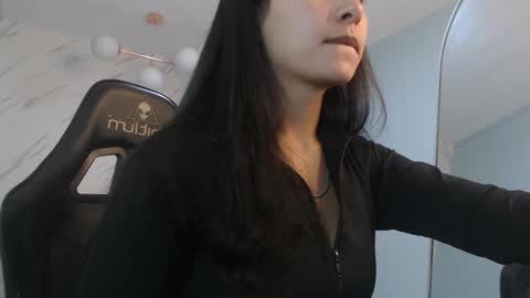 Victoria online show from March 2026 01:49:01 PM