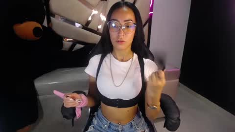 Victoria  online show from February 2025 04:43:02 PM