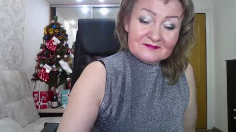 Snapshot of victoria_secrets_ chatting on December 2024 12:25:02 PM Victoria online show from December 2024 12:25:02 PM