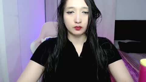 Snapshot of victoria_smile_ chatting on November 2025 04:35:01 PM Victoria online show from November 2025 04:35:01 PM