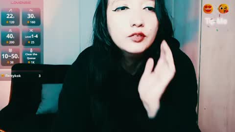 Victoria online show from May 2026 11:13:02 PM