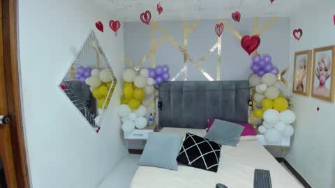  VIctoria online show from February 2026 02:51:01 AM