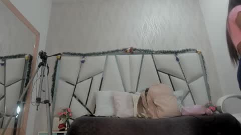 Victoria Sofia online show from November 2025 07:02:02 PM