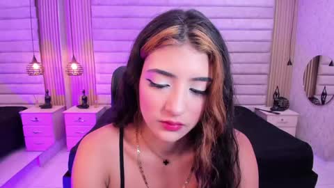 victoriaablair online show from May 2026 08:18:02 PM