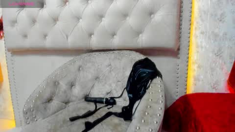 victoriaarousse online show from March 2025 05:24:02 AM