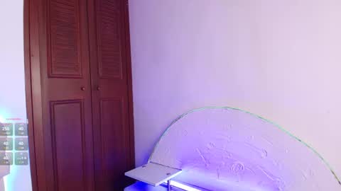 Snapshot of victoriablack_ chatting on February 2025 03:03:01 PM Victoria online show from February 2025 03:03:01 PM