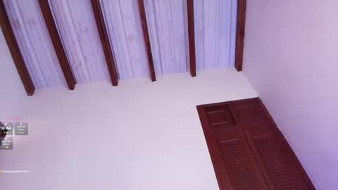 Snapshot of victoriablack_ chatting on February 2025 06:05:01 PM Victoria online show from February 2025 06:05:01 PM