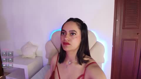 Snapshot of victoriablack_ chatting on February 2025 02:33:02 PM Victoria online show from February 2025 02:33:02 PM