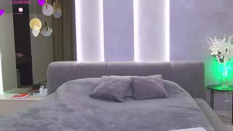 Miss V online show from March 2025 12:48:01 AM