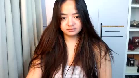 Victoria Harper online show from May 2026 05:23:01 AM