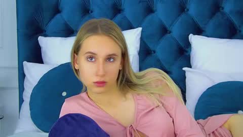 Snapshot of victoriahopson chatting on September 2025 06:36:01 AM Victoria online show from September 2025 06:36:01 AM