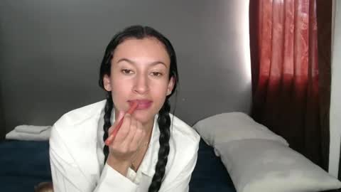 VICTORIA online show from December 2024 07:21:01 PM