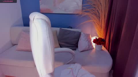 Victoria online show from December 2024 05:09:02 AM