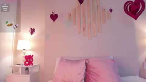 Snapshot of victorianoah_ chatting on February 2025 07:27:02 PM Victoria online show from February 2025 07:27:02 PM