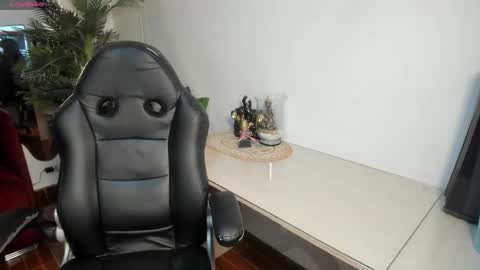 Snapshot of victoriapaker chatting on February 2026 04:58:01 PM victoriapaker online show from February 2026 04:58:01 PM