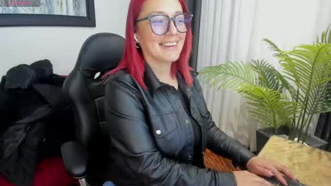 victoriapaker online show from May 2026 12:22:02 PM