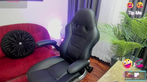 victoriapaker online show from May 2026 12:01:01 PM