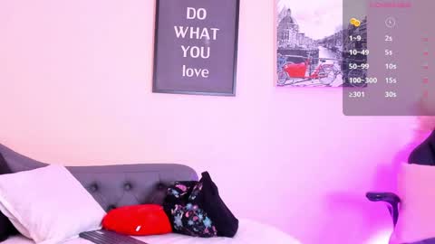 Victoriazans online show from April 2026 10:51:02 AM