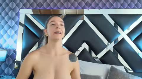 victtoria lee online show from February 2025 01:13:01 AM