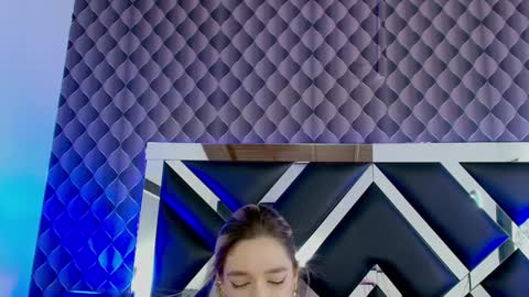 victtoria lee online show from March 2025 10:45:02 PM