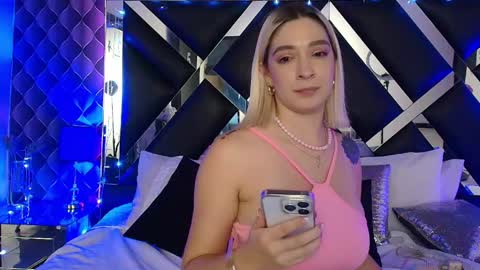 victtoria lee online show from May 2026 11:34:04 PM