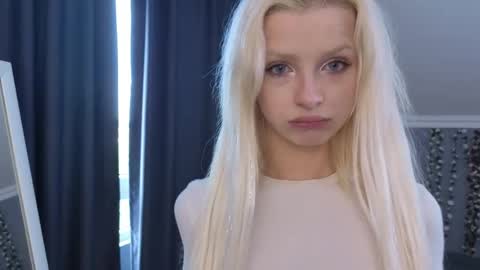 Eva online show from May 2026 12:13:02 PM