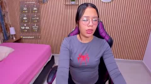 Violet online show from June 2026 09:03:01 PM