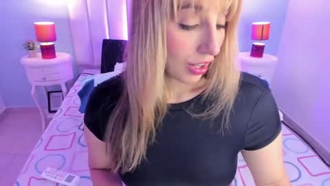 Violet online show from May 2026 12:12:01 PM