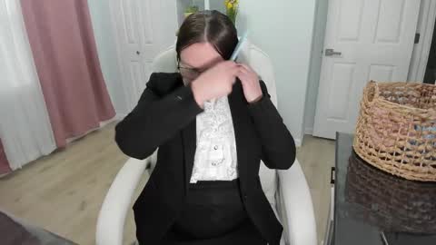 Ukrainian-woman online show from March 2025 01:06:02 PM