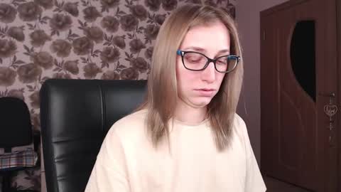 Vika online show from December 2024 02:46:01 AM