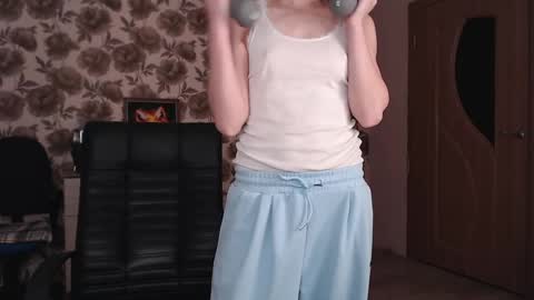 Vika online show from February 2025 05:52:02 PM