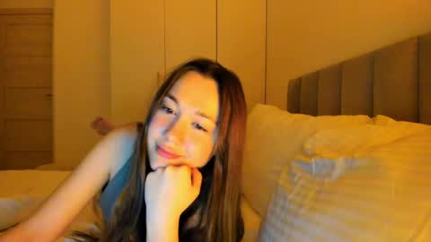 Vika   online show from April 2026 12:33:02 AM