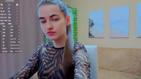 vikiberry online show from May 2026 09:58:02 AM