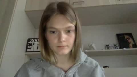 vikilight online show from February 2026 02:51:02 PM