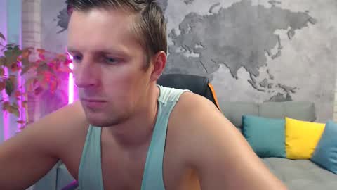 vikingchrisss online show from November 2025 10:21:01 AM