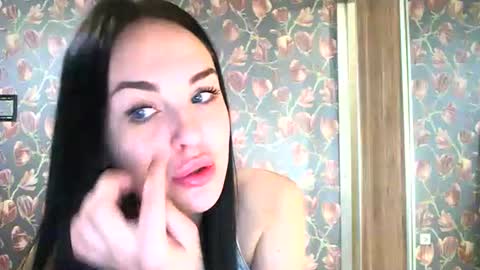 vikipop online show from May 2026 03:07:01 PM