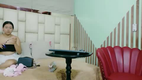 vikiTomson online show from March 2026 12:41:02 PM