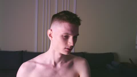 Snapshot of viksons chatting on February 2025 04:04:01 PM Max online show from February 2025 04:04:01 PM