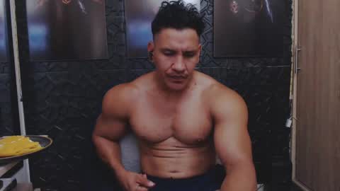 Snapshot of viktorherrera chatting on May 2026 02:13:02 PM Viktor Herrera online show from May 2026 02:13:02 PM