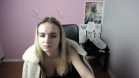 viktoria_lovely online show from December 2024 02:11:01 PM