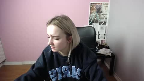 viktoria_lovely online show from January 2025 09:22:01 AM