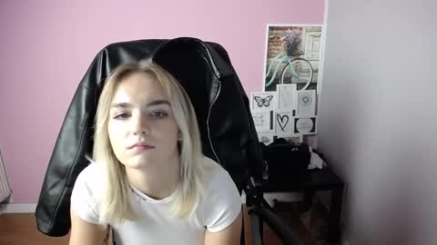 viktoria_lovely online show from October 2025 10:36:01 AM