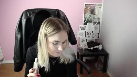 viktoria_lovely online show from October 2025 09:56:02 AM