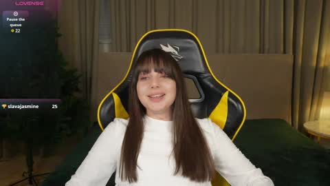 Alisa online show from December 2024 11:01:02 PM