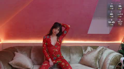 Alisa online show from December 2024 03:37:01 PM