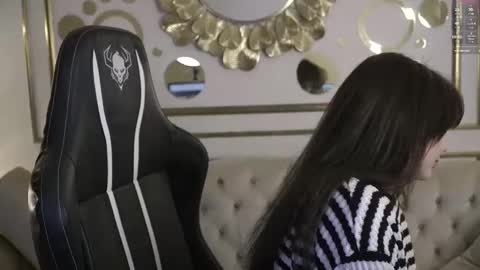 Alisa online show from February 2025 10:52:02 PM