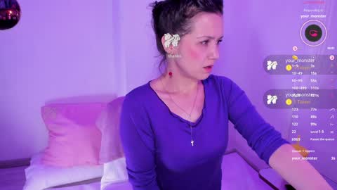 Snapshot of viktoriakiss chatting on December 2024 09:06:01 PM viktoriakiss online show from December 2024 09:06:01 PM