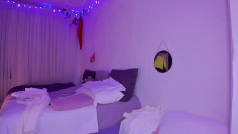 Snapshot of viktoriakiss chatting on January 2025 09:25:02 PM viktoriakiss online show from January 2025 09:25:02 PM